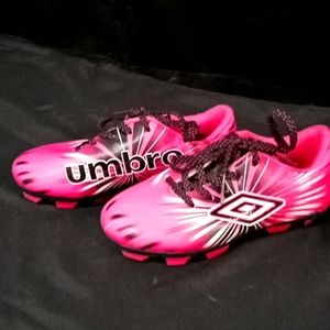 Bright pink umbro soccer cleats brand new size 10